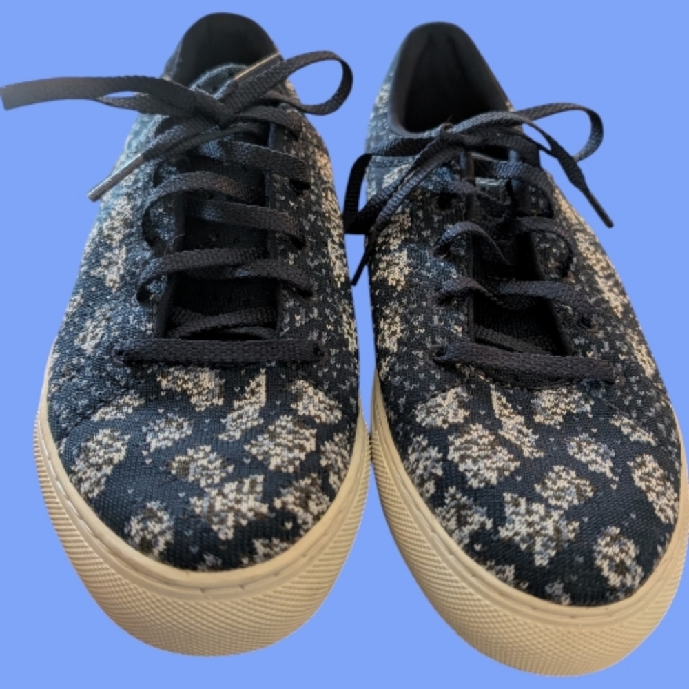 NEW SKECHERS Vaso Ramo Navy Light Blue Floral Sneakers Size 7.5 Memory Foam - Picture 3 of 6